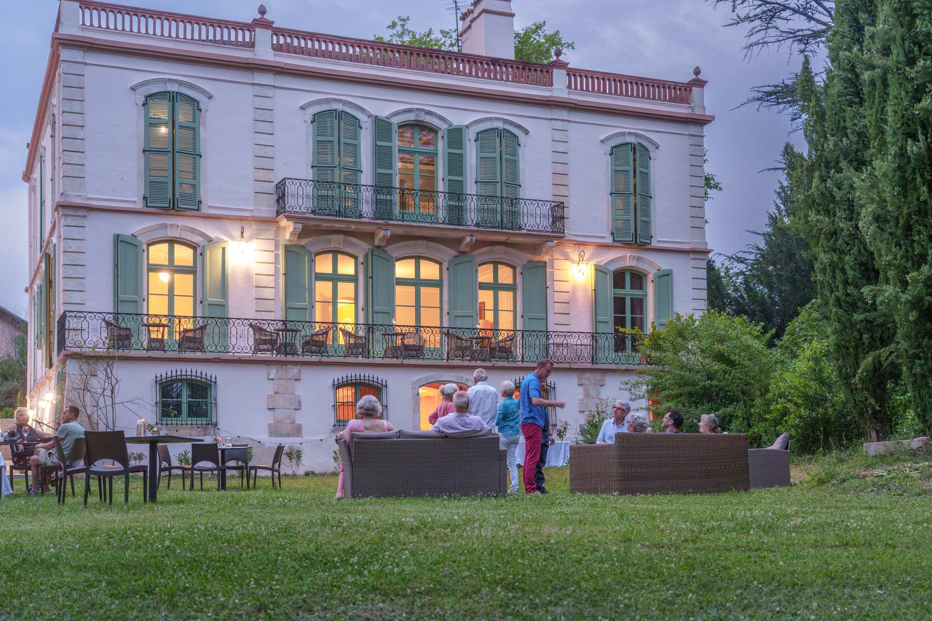Repas ou réception au bar-bistro du domaine