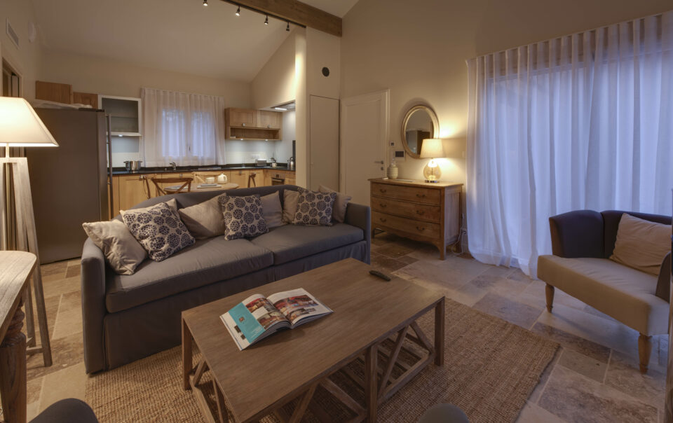 Intérieur lumineux de villa